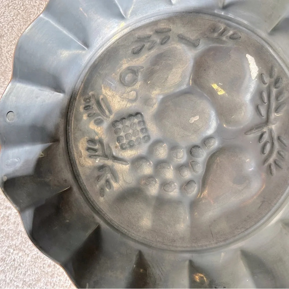 Vintage Copper Jelly Mold Food Mold Fruit Design Wall Decor - Picture 6 of 15